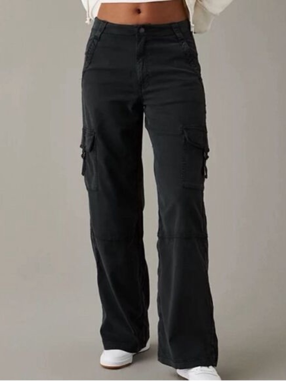 American Eagle Outfitters Black Cargo Pants with Utility Ring